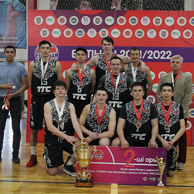 «Тұран» университеті мен колледжінің баскетбол командасы 2021/2022 Ұлттық баскетбол студенттер лигасында екінші орын алды