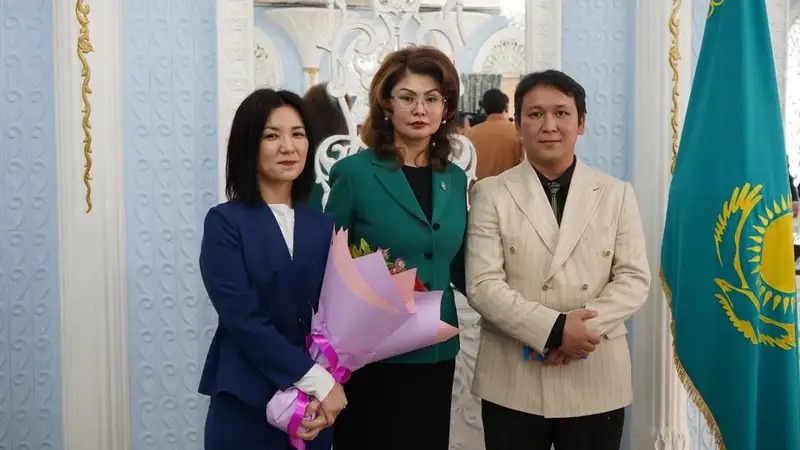 Aitolkyn Ashimova, senior- lecturer of “Journalism and Translation Studies” department  of Turan University has received a special Presidential Literary Award for young Kazakhstani writers and poets