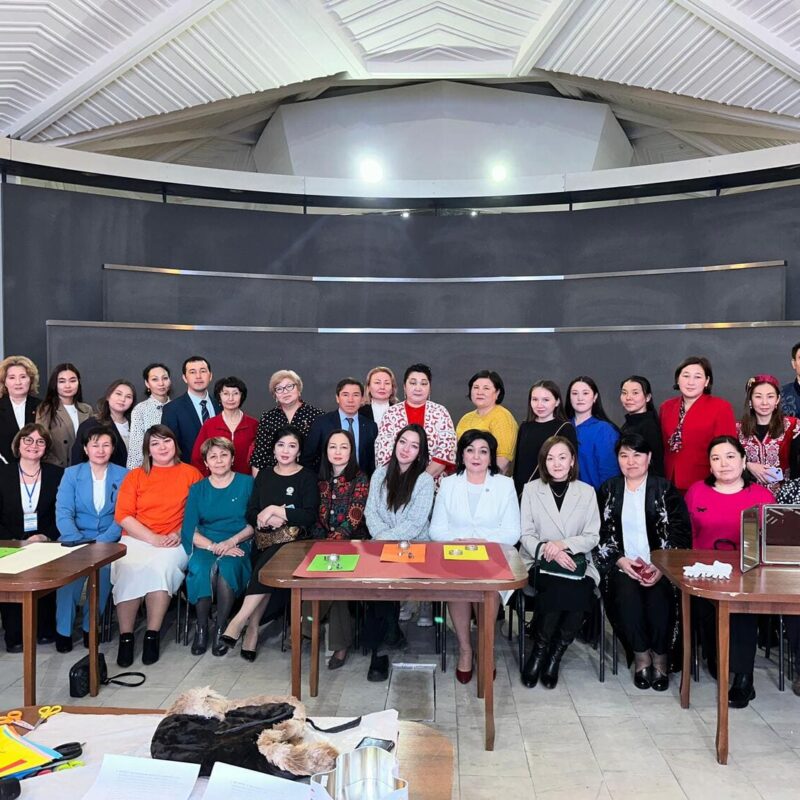 Guest lecture-seminar the heads by a department «Tourism and service» of Galiya Faizullina in the Central state museum of Republic of Kazakhstan