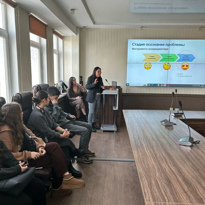 On February 19, 2025 the Higher School «Marketing and Logistics» organized and held master classes for the final year students of the specialty «Marketing» of the college «Turan»