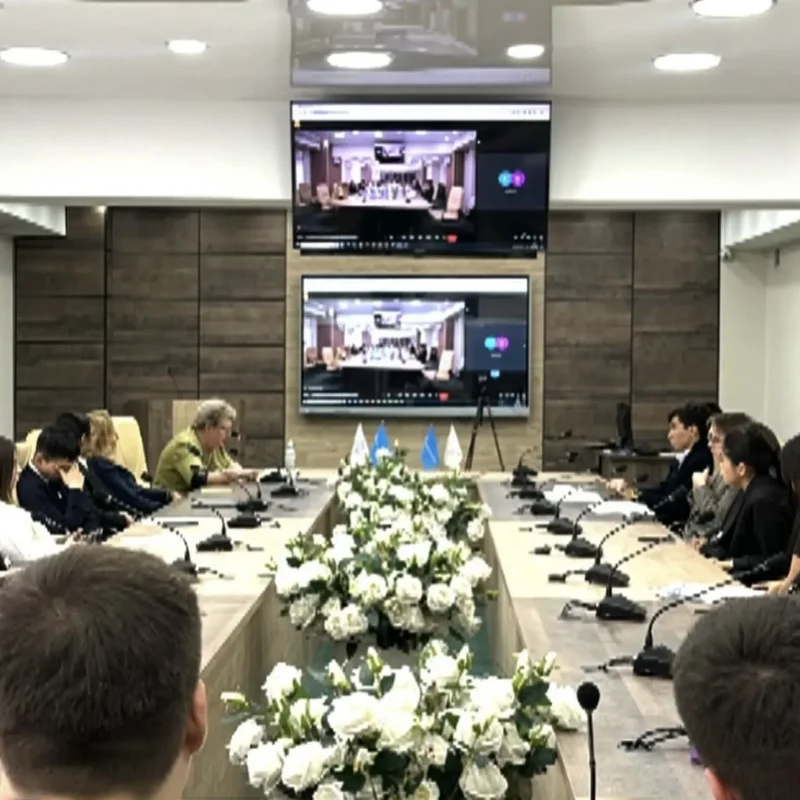 Құқық жоғары мектебінде профессор Сумбарова М.В.-ның қонақ дәрісі өтті