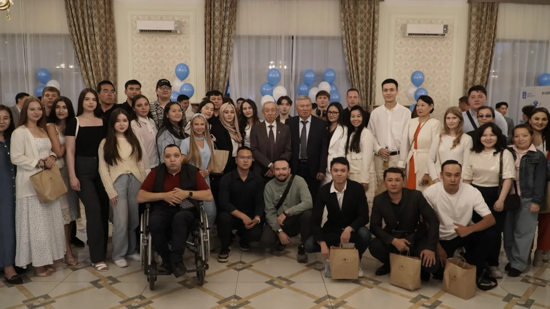 Балағат сөздермен жыныстық қатынастың аудио жазбасы