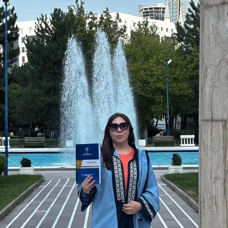 Наукой ты всегда горела, и вот — заслуженный успех!