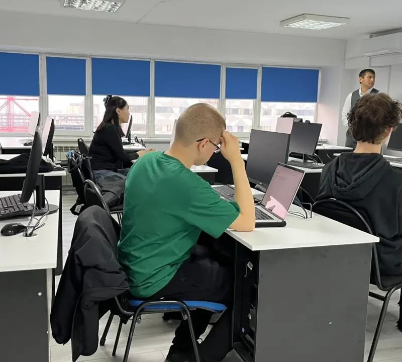 Қонақ дәрісі “Идея қалай релизге айналады: ‘өтінімнен’ продакшнға дейінгі ұйымдастыру үдерісі” “Ақпараттық жүйелер” және “Интеллектуалды робототехника” білім беру бағдарламаларының студенттері үшін