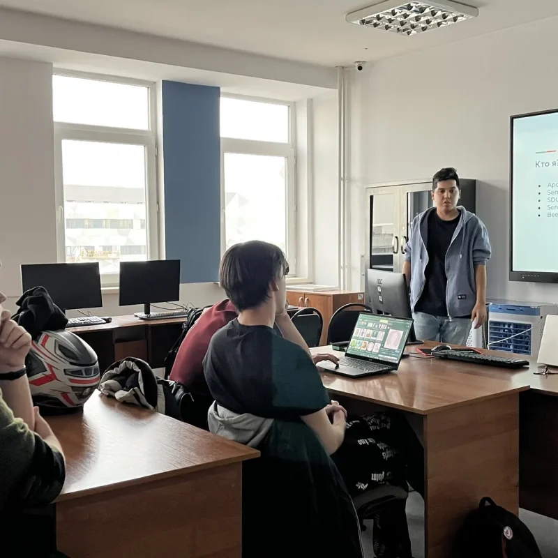 Guest lecture “Java Development Starter Pack: How to Become a Developer in Kazakhstan” for students of the “Information Systems” and “Intelligent Robotics” programs