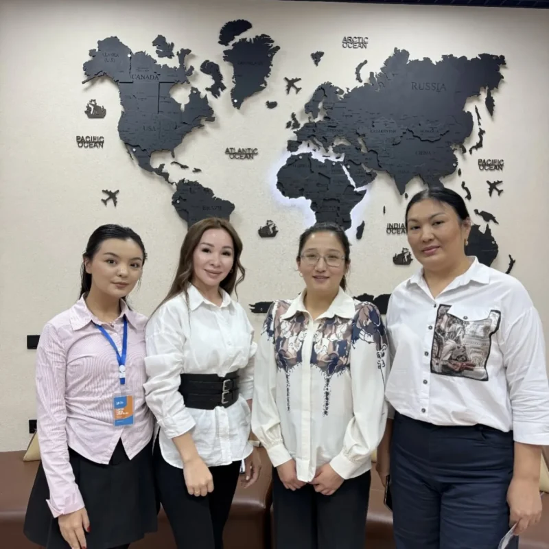 Құқық жоғары мектебіндегі қонақ дәріс: құқық саласында жұмысқа орналасу және карьера мүмкіндіктері