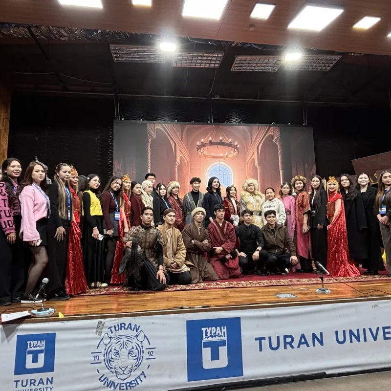 Тұран университетінде «Туранбике» спектаклі қойылды