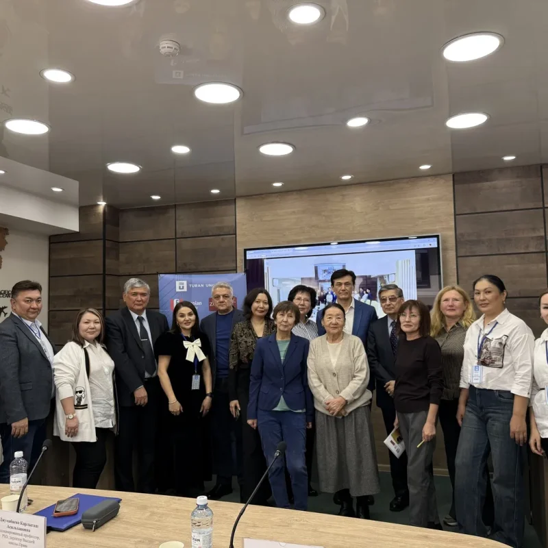 Round table on constitutional reform held at the Higher School of Law of Turan University
